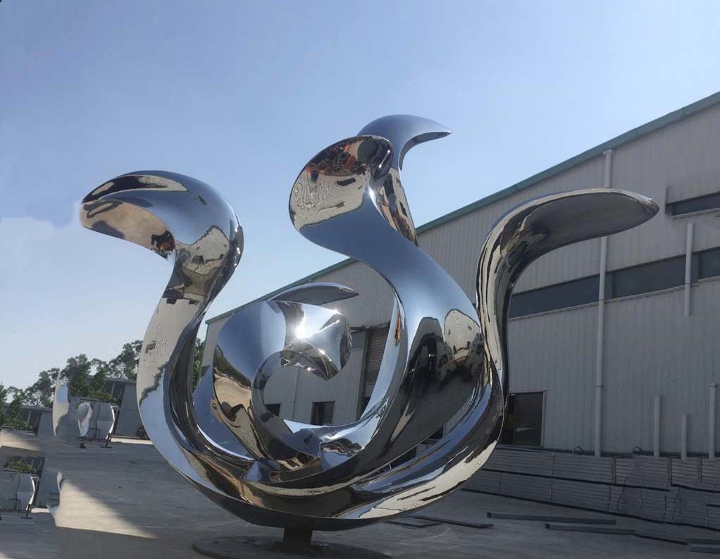 Wholesale ODM / OEM Outdoor Modern Sculptures Realistic Style Customized Size from china suppliers