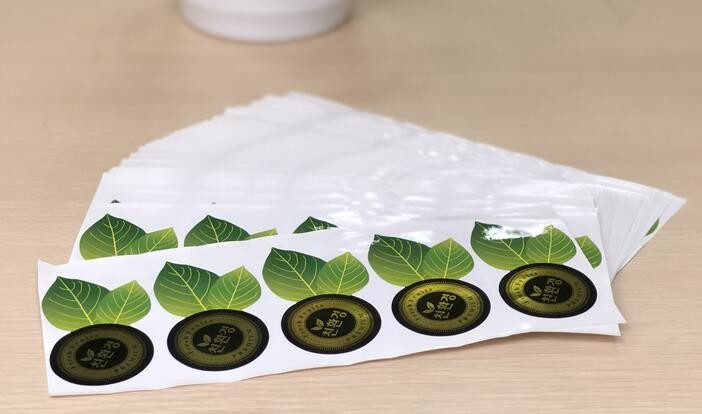 Buy cheap Non Toxic Adhesive Paper Labels For Beer / Wine Bottle Packaging from wholesalers