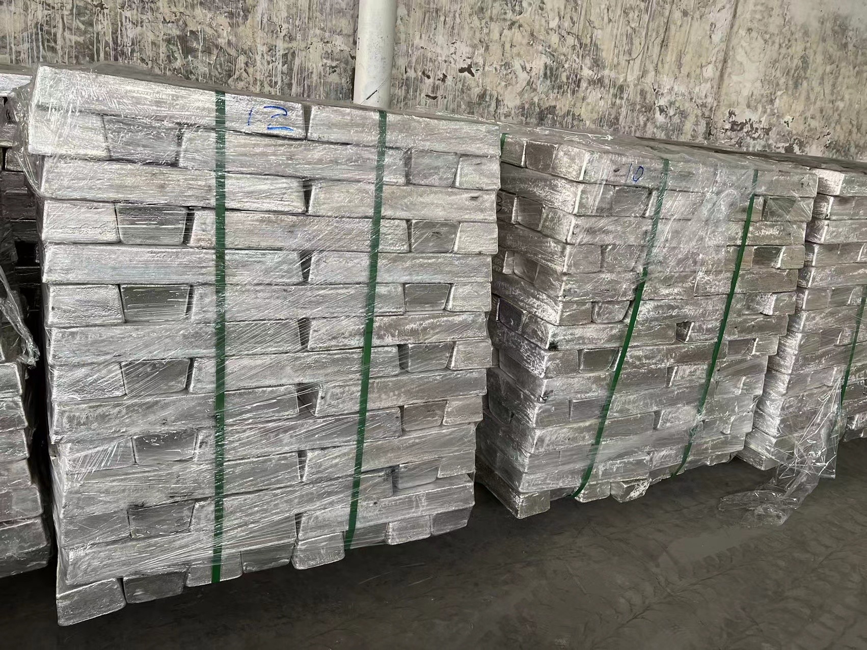 Wholesale 99.99% 99.95% Magnesium Alloy Ingot Metal For Chemical Industry from china suppliers