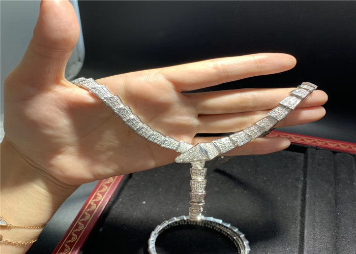 Wholesale Unique Serpenti Design 18K Gold Diamond Jewelry Customization Available from china suppliers