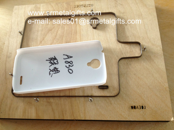 Laminated wood steel rule die for phone cover