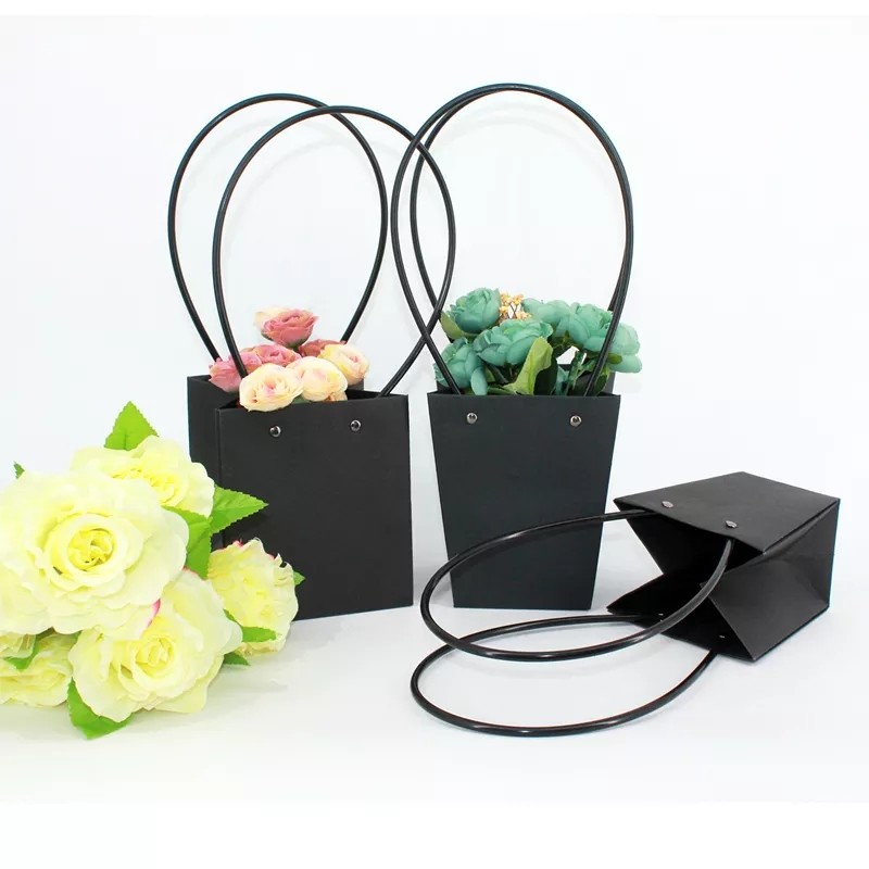 Wholesale Florist Gift Printed Paper Carrier Bags Waterproof Bouquet Bags With Handles from china suppliers
