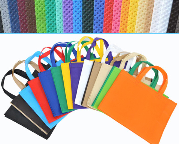 Colorful PP Non Woven Fabric Spunlace Hydrophobic 1.6M Width For Various Bags