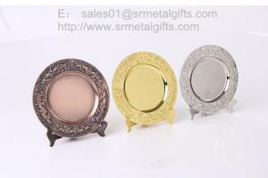 Wholesale Vintage metal collectible souvenir plate selection, detailed floral metal souvenir trays, from china suppliers