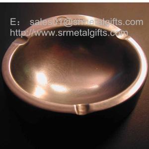 Wholesale Vintage bronzed cast metal souvenir cigar ash tray for collecting cigarette ashes, from china suppliers