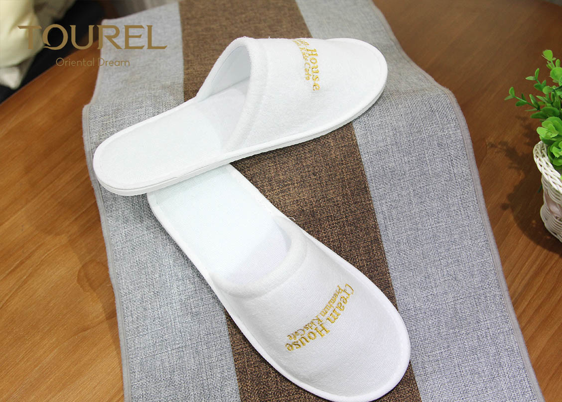 Wholesale Closed Toe Terry Cloth Slipper Disposable Hotel Slippers Comfortable and Durable from china suppliers
