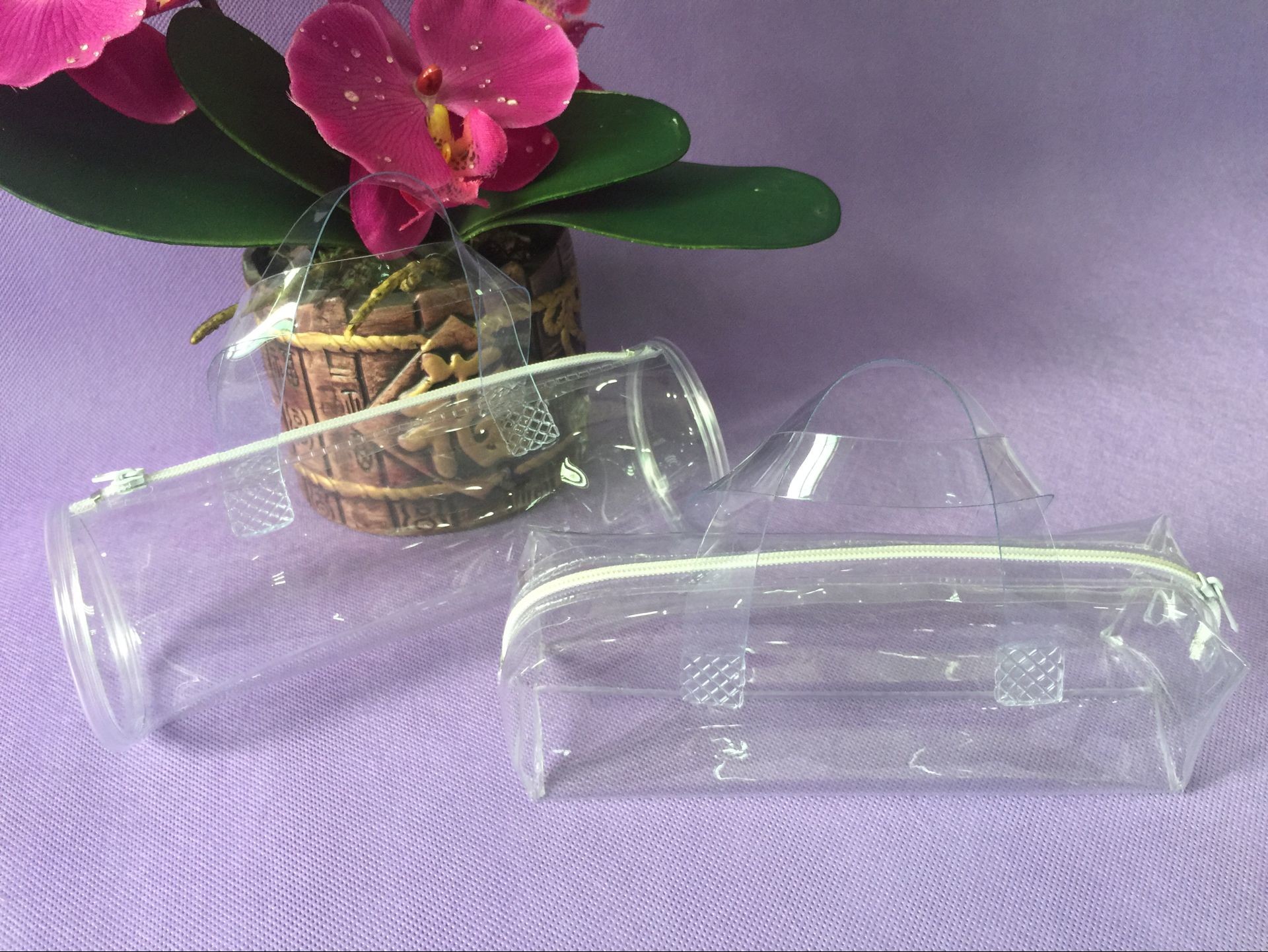 Wholesale Clear Handle PVC Packing Bag , Plastic Toy Round PVC Gift Bags from china suppliers
