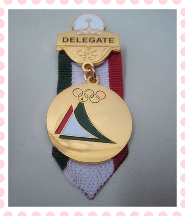 Wholesale Custom metal commemoration badge with lanyard, zinc alloy event souvenir emblem badges, from china suppliers