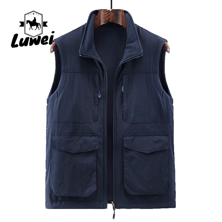 Wholesale Multi Pockets Cargoes Waistcoat Solid Color Utility Zipper Sleeveless Sherpa Windbreaker Softshell Vest for Mens from china suppliers