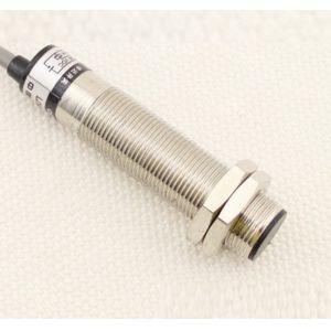 LJ16A3-5-Z/EX M16 PNP NO 3-wire 1DC6-36V 1-5mm Magnetic Proximity Sensor