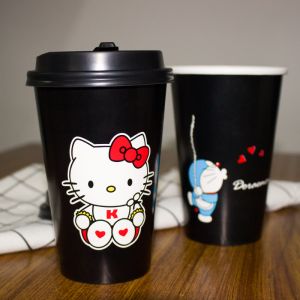 Black cartoon characters coffee paper cup with lids for customer design
