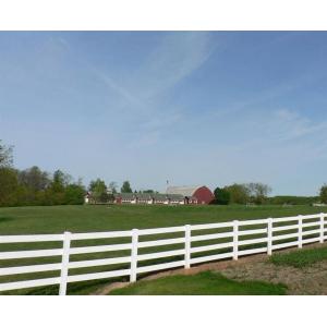 Sustainable White Vinyl Horse Fencing 3 Rails Design