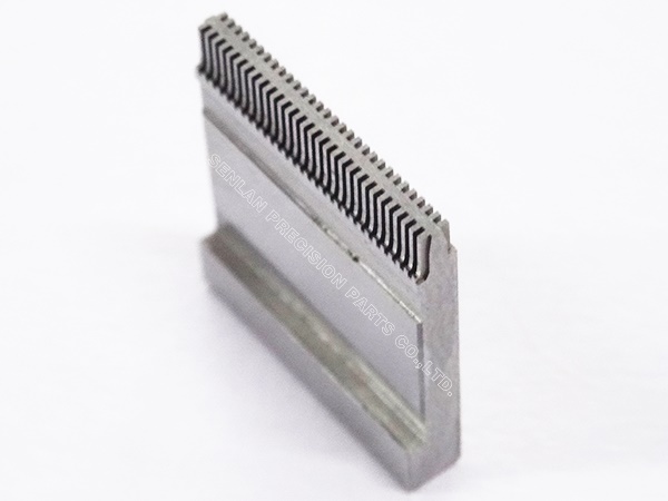 ELMAX Precision Plastic Moulding Parts / Connector Mold Parts With 0.002mm Grinding Tolerance