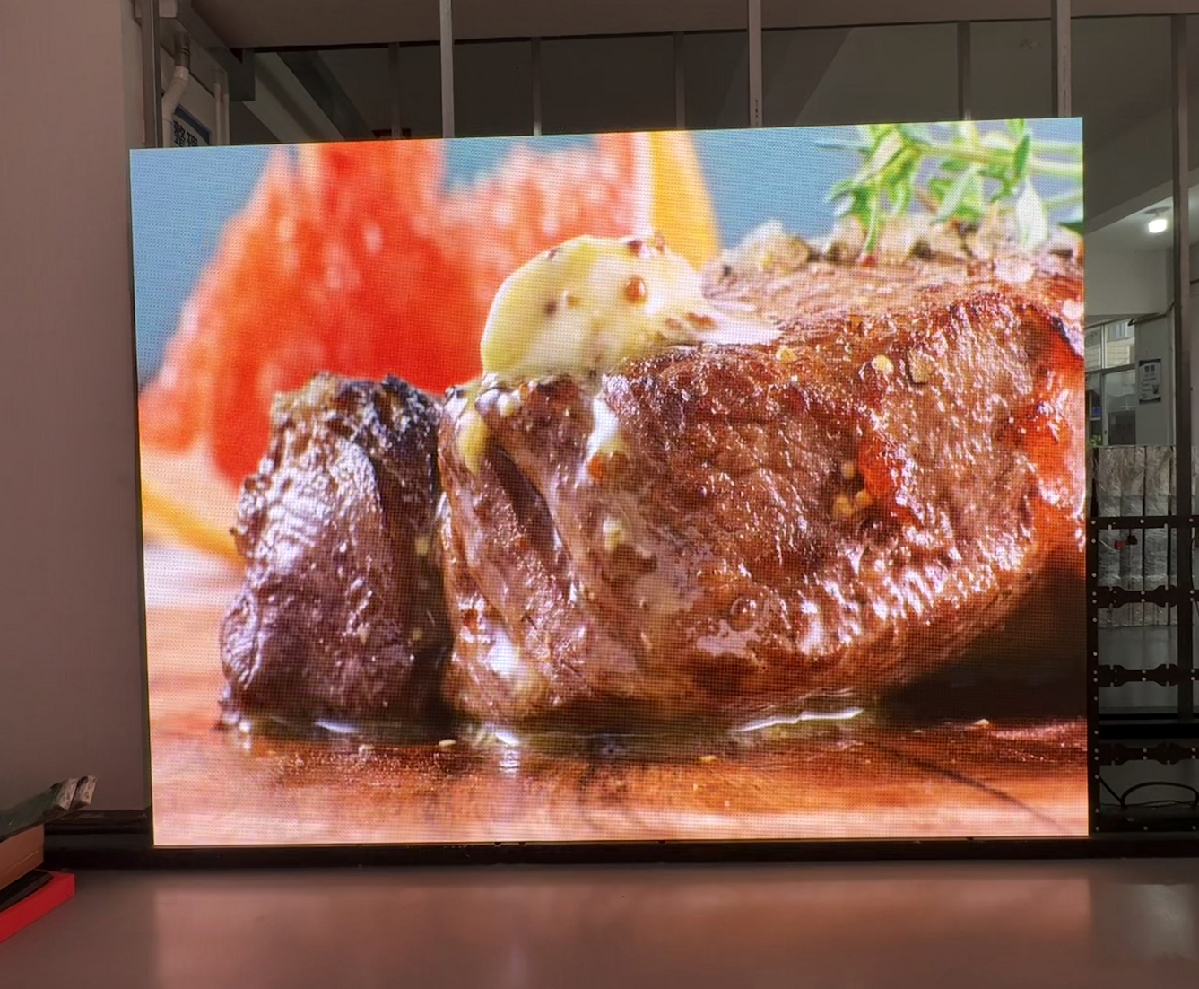 China P2.5mm Indoor LED Video Wall with 160° Viewing Angle 6000:1 Contrast and 50/60 Frequency Rate for Enhanced Visual Experiences on sale