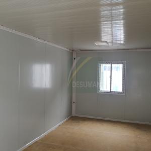 Detachable 75mm Steel Structure Container House Prefabricated Fireproof