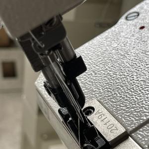 Commputerized 1400-2300rpm Mattress Tape Edge Machine 50-500mm Thickness