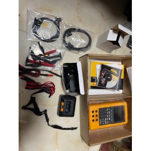 Fluke 754 Documenting Process Calibrator With HART Communication