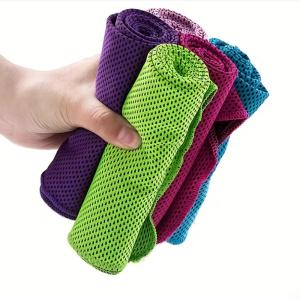 Ultra-Absorbent Microfiber Gym Towel – Quick Dry, Sweat Resistant & Travel