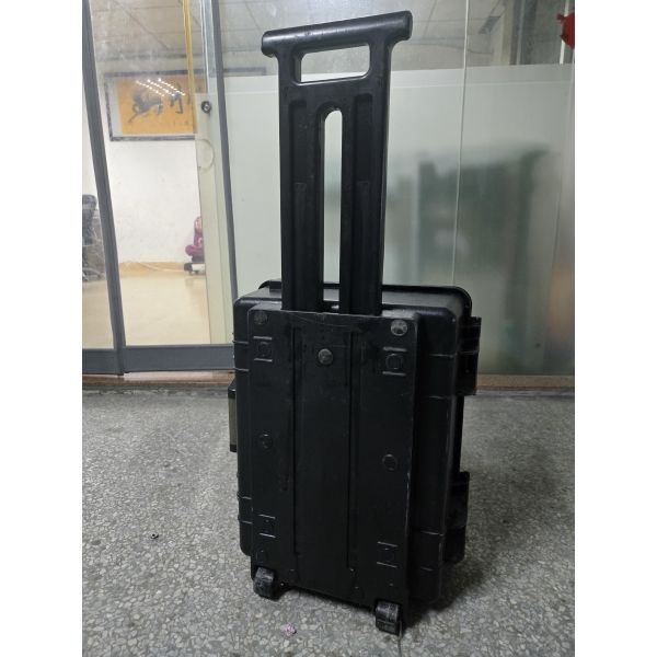 Pulley-Box Drill-Hole Water Purification System