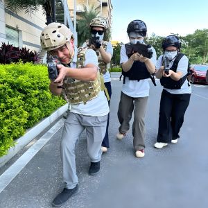 Outdoor Interactive Laser Tag Equipment with 180-500 sqm Arena and 24 Months