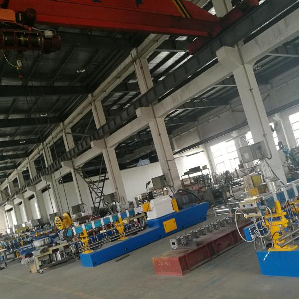 Plastic Pelletizing Machine Twin Screw Extruder PET Granules Making Machine