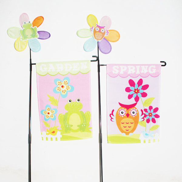 Spring Garden Flag Frog and owl