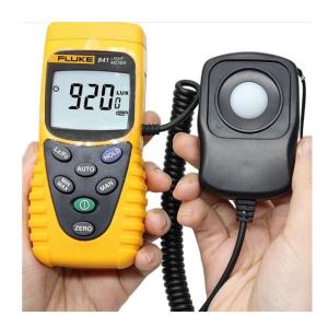 Fluke 941 Illuminometer 80×55×29mm Sensor Size 220g Weight for Diverse