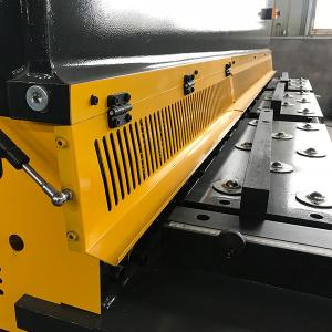 Customized Hydraulic Steel Plate Shearing Machine Stainless Steel Cutting