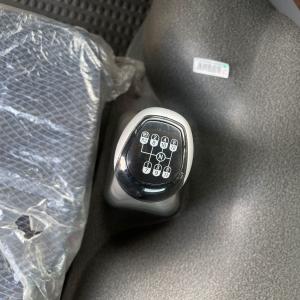 Used Sinotruck Howo Tractor Truck with Engine Capacity 8L and Air Suspension