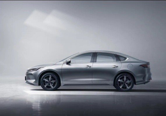 Byd Destiruer 05 Hybrid Car 2023 2024 Hybrid E-CVT with Lithium Iron Phosphate