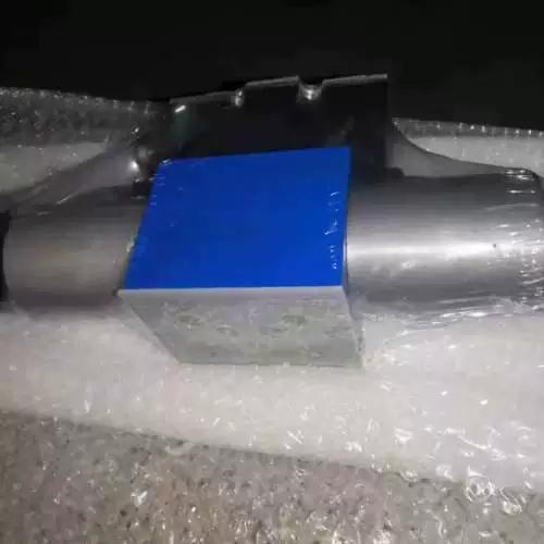 4WRE6W1-32-2X/G24K4/V 4WRE10V75-2X/G24K4/V 4WRE10V50-2X/G24K4/V Original imported German made Rexroth proportional hydraulic solenoid directional