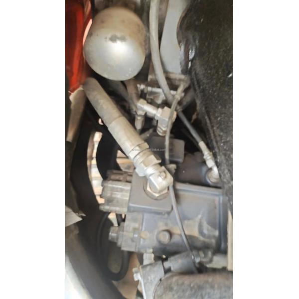 Low working hours second-hand hydraulic excavator Kubota Kx135-5 used excavator Handy excavator price