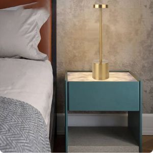 TPYE C Charging Modern Theme Metal Touch Table Lamp For Bar Bedside