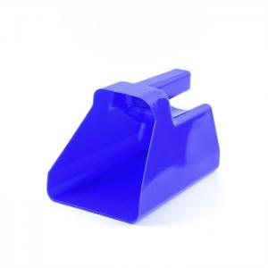 Blue Plastic Feed Scoop , Enclosed Feed Scoop 21.5*15*15cm Strong Plastic Handle