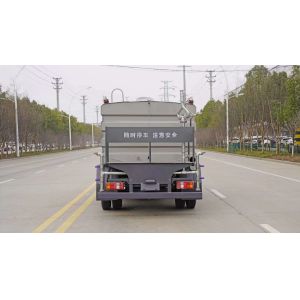 7 Square Street Cleaning Vehicle Made in Euro 3 4 5 Emission Standard Large