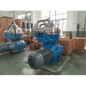 Blue Industrial Oil Separator Separating Solid , Liquid And Liquid