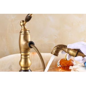CE Retractable European Antique Pull Out Retro Bathroom Sink Faucets