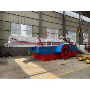 115kw Power Water Hyacinth Harvester Collect Water Plants On Water