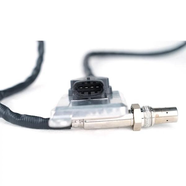 XINLONG LION Auto Parts Electronic Parts 24V Nox Sensor 5WK96626B OE 1836061
