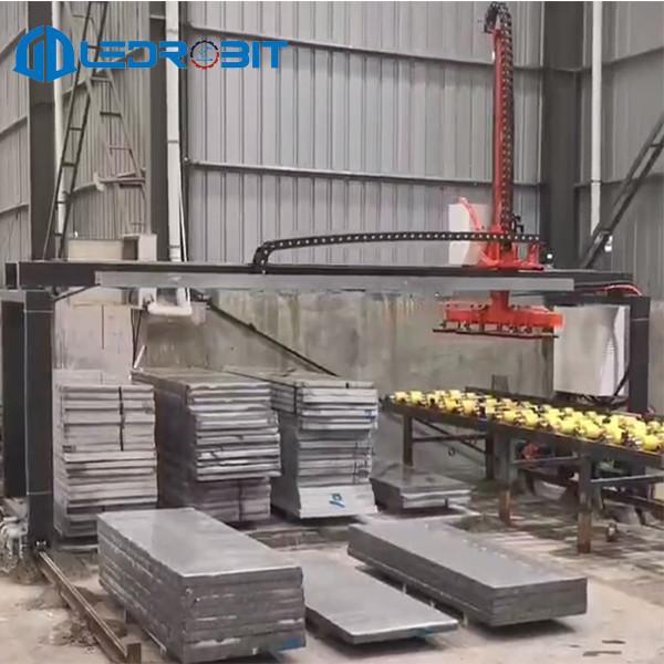 Quality Versatile Palletizing Robot With Safety Features For Efficient Operations for sale