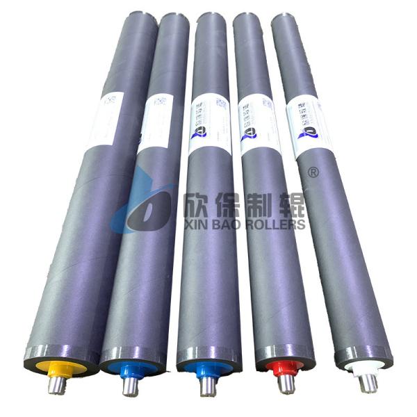 Rubber roller with smooth surface and strong wear resistance for printing SM72