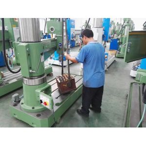 Heavy Duty Radial Drilling Machine Hydraulic Control And Manual Operation