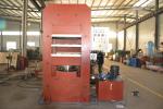 Frame Type Vulcanizing Machine Automatic Temperature Control For Compression