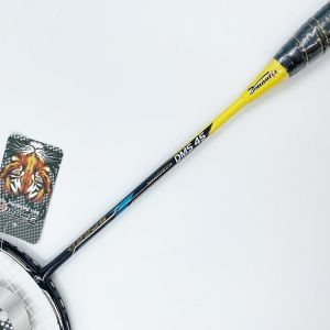 Carbon Fiber Professional Badminton Racket for Indoor & Outdoor Lightweight