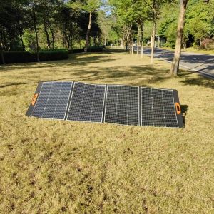 Outdoor Photovoltaic Portable Power Station With Solar Panel