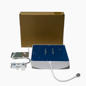 China 700-2700mhz Outdoor External SMA MIMO LTE Panel Antenna with Wide Frequency Range RG58 on sale