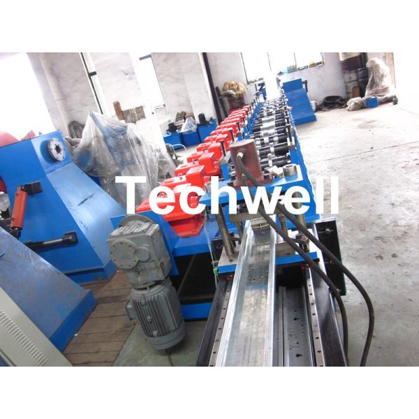 High Productivity C Purlin Roll Forming Machine With Manual Or Hydraulic