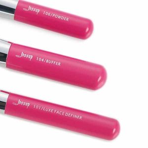 Labeled easy grip Essential Makeup Brushes Set For Makeup Lovers