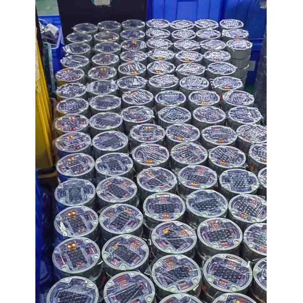 Durable IP68 Solar Powered Road Studs Lights Traffic Safety Indicator Lights