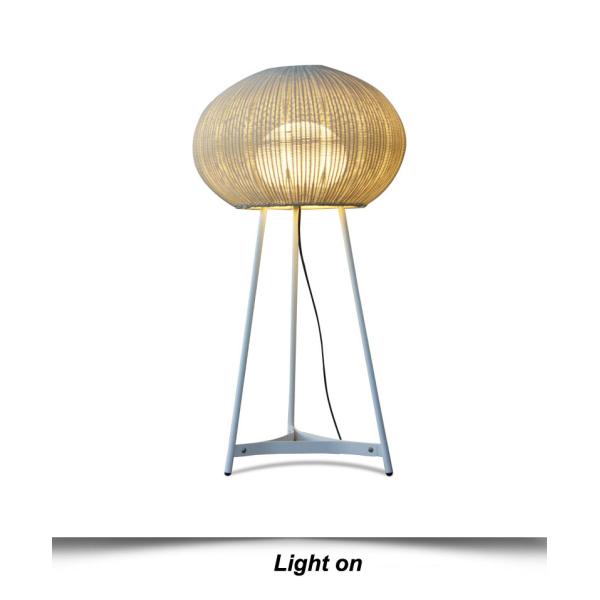 Modern Outdoor Rattan Floor Lamp IP44 Waterproof For Hotel Decoration